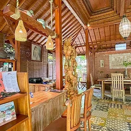 Mirah Guest House