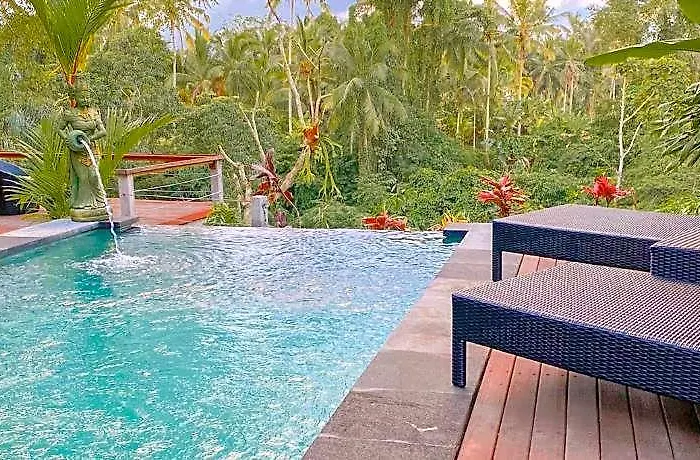 Mirah Hotel 2*