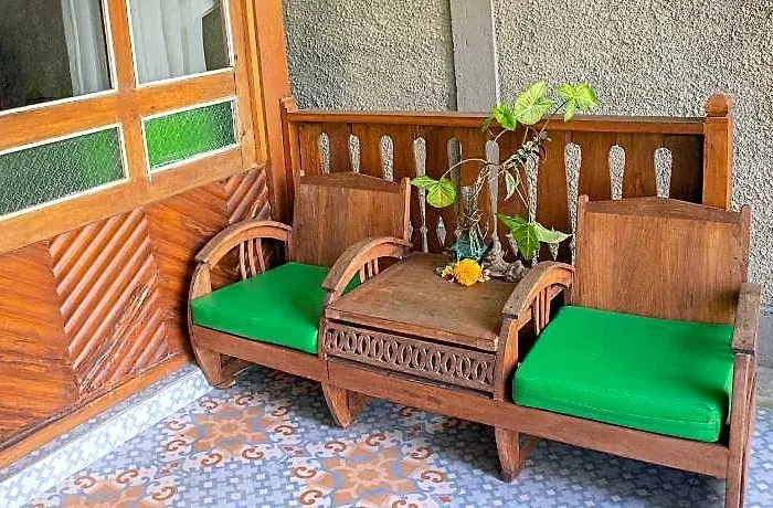 Mirah Hotel 2*